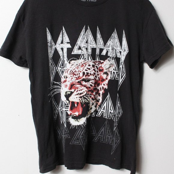 Def Leppard Shirt Mens Medium Black Band Tee w/ Holes - Picture 2 of 7